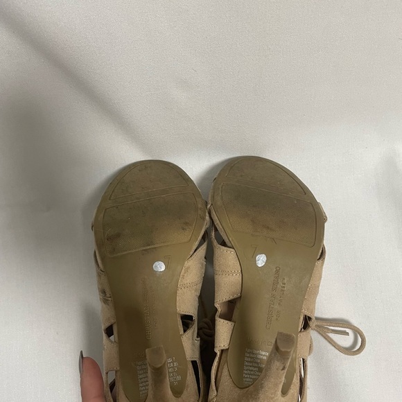 Tan Lace Up Heels - Picture 6 of 8